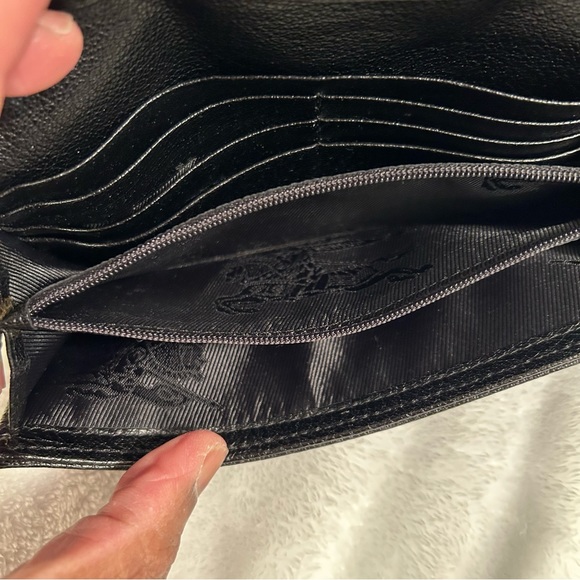 Burberry Continental Wallet in Black Leather - Smooth and Textured - Picture 11 of 16